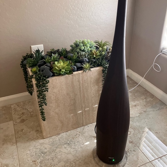 Objecto W7 Ultrasonic Aromatherapy Humidifier/Diffuser Dark Grain HW-36DK - Picture 3 of 13